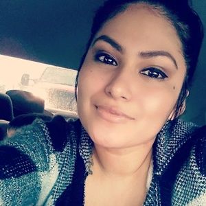 Meet your Posher, Oneida